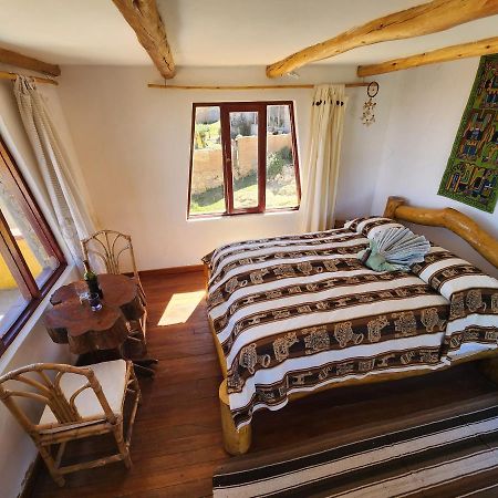 Hostal Puerta Del Sol Isla del Sol Ngoại thất bức ảnh