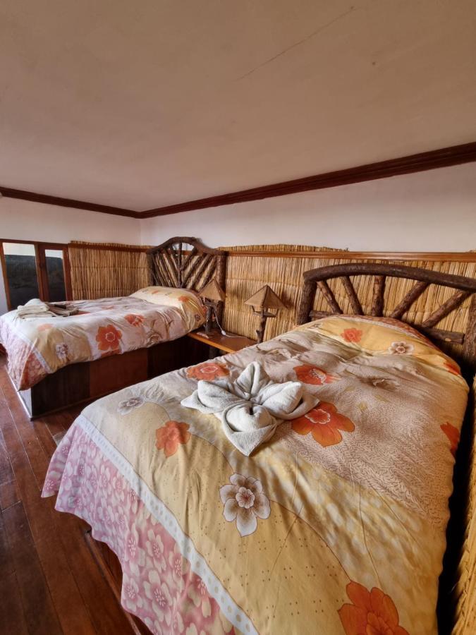 Hostal Puerta Del Sol Isla del Sol Ngoại thất bức ảnh