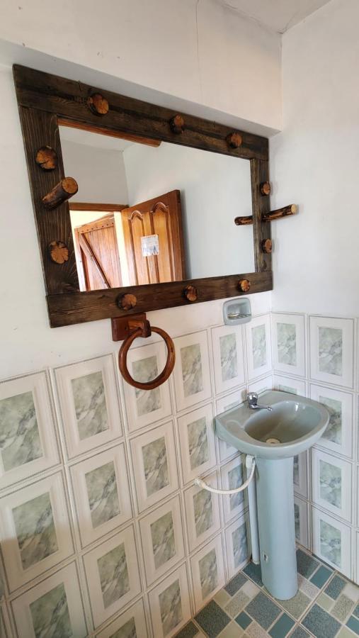 Hostal Puerta Del Sol Isla del Sol Ngoại thất bức ảnh