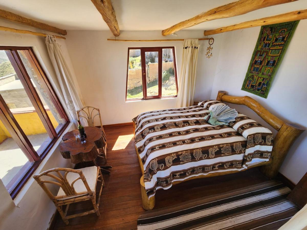 Hostal Puerta Del Sol Isla del Sol Ngoại thất bức ảnh