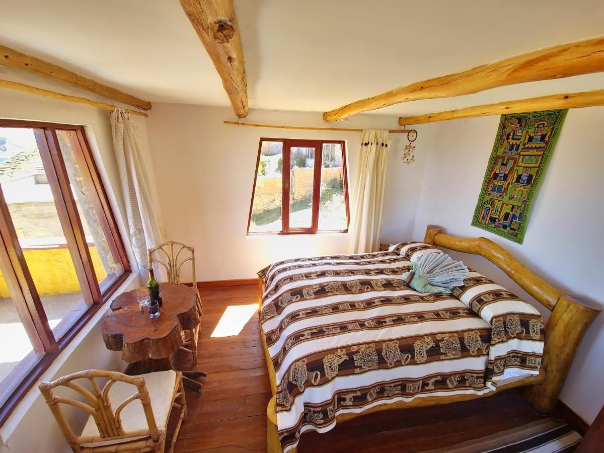 Hostal Puerta Del Sol Isla del Sol Ngoại thất bức ảnh