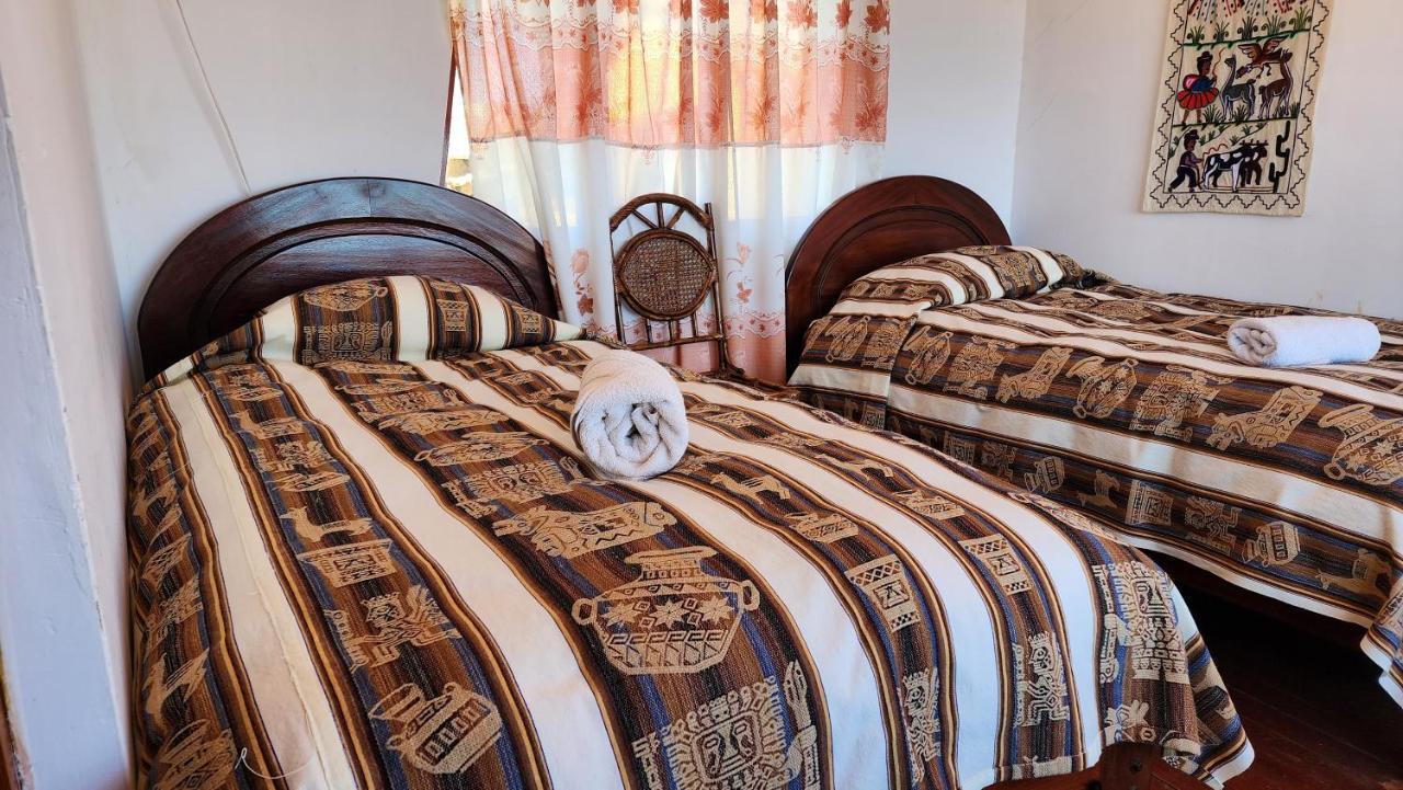 Hostal Puerta Del Sol Isla del Sol Ngoại thất bức ảnh