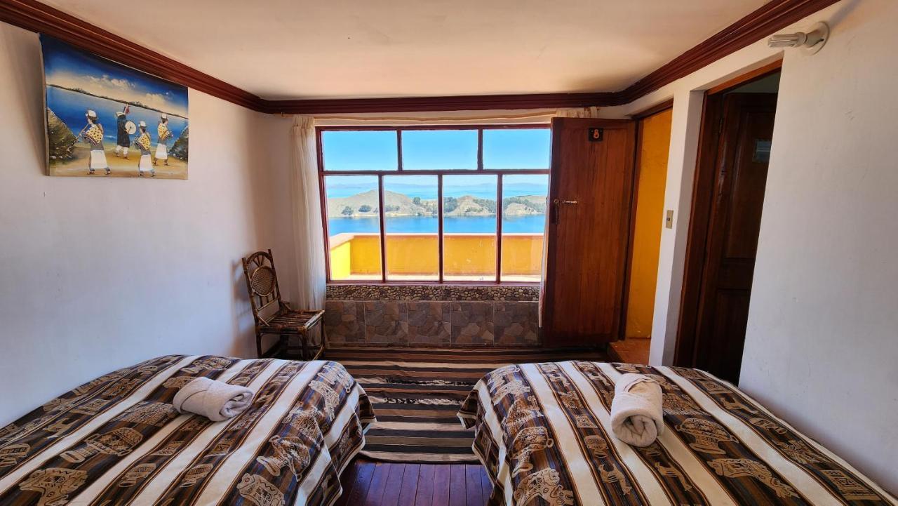 Hostal Puerta Del Sol Isla del Sol Ngoại thất bức ảnh