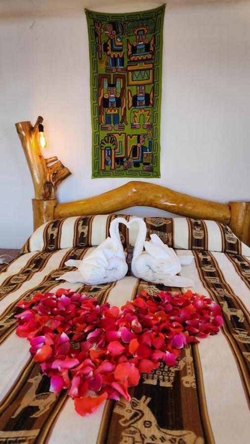 Hostal Puerta Del Sol Isla del Sol Ngoại thất bức ảnh