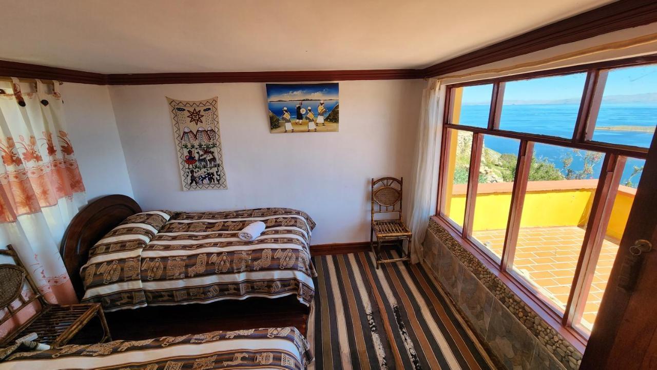 Hostal Puerta Del Sol Isla del Sol Ngoại thất bức ảnh