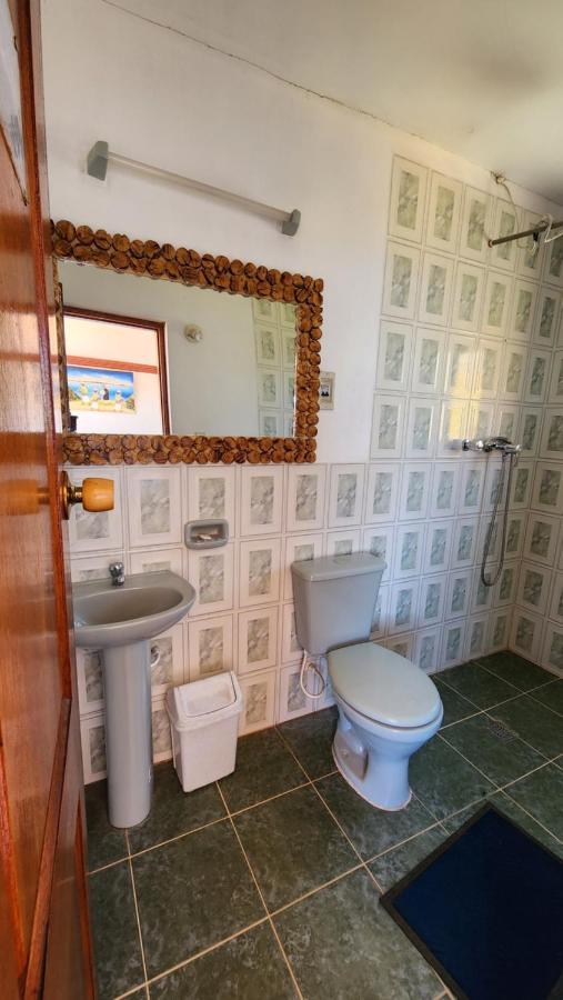 Hostal Puerta Del Sol Isla del Sol Ngoại thất bức ảnh
