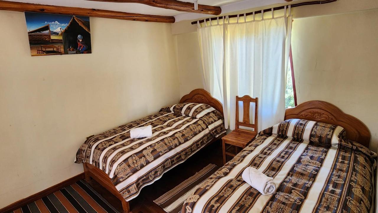 Hostal Puerta Del Sol Isla del Sol Ngoại thất bức ảnh