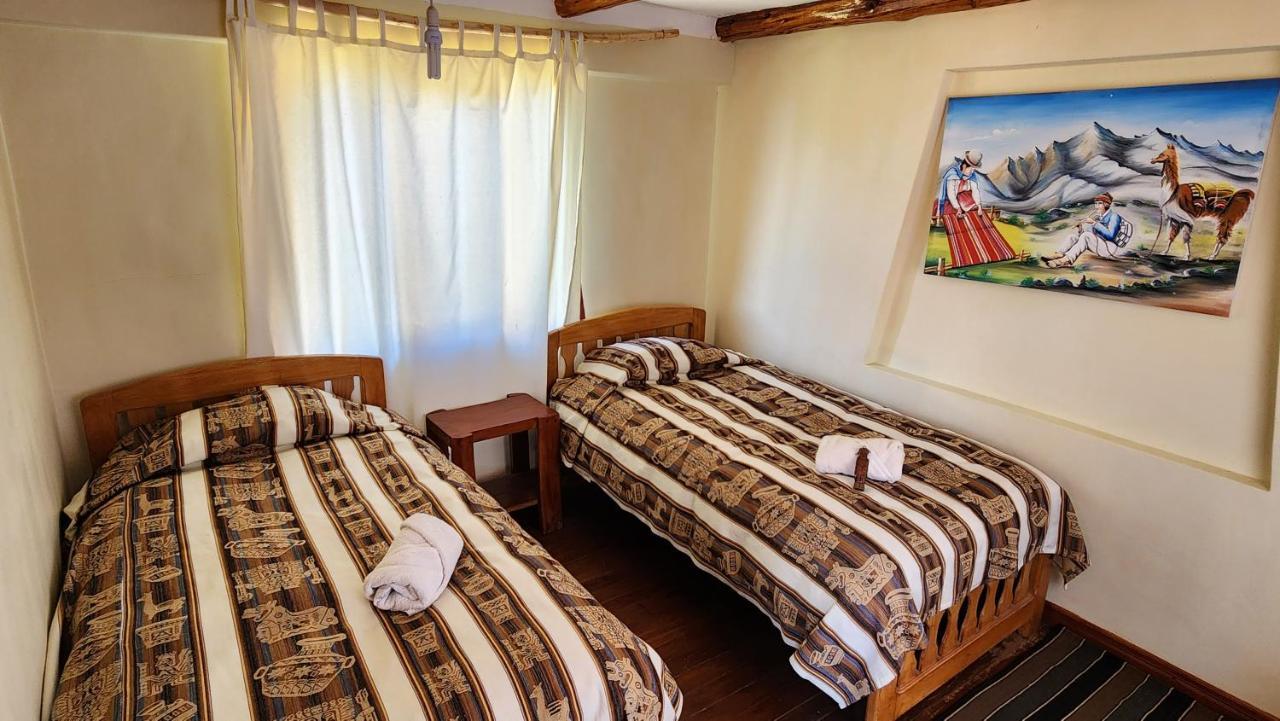 Hostal Puerta Del Sol Isla del Sol Ngoại thất bức ảnh